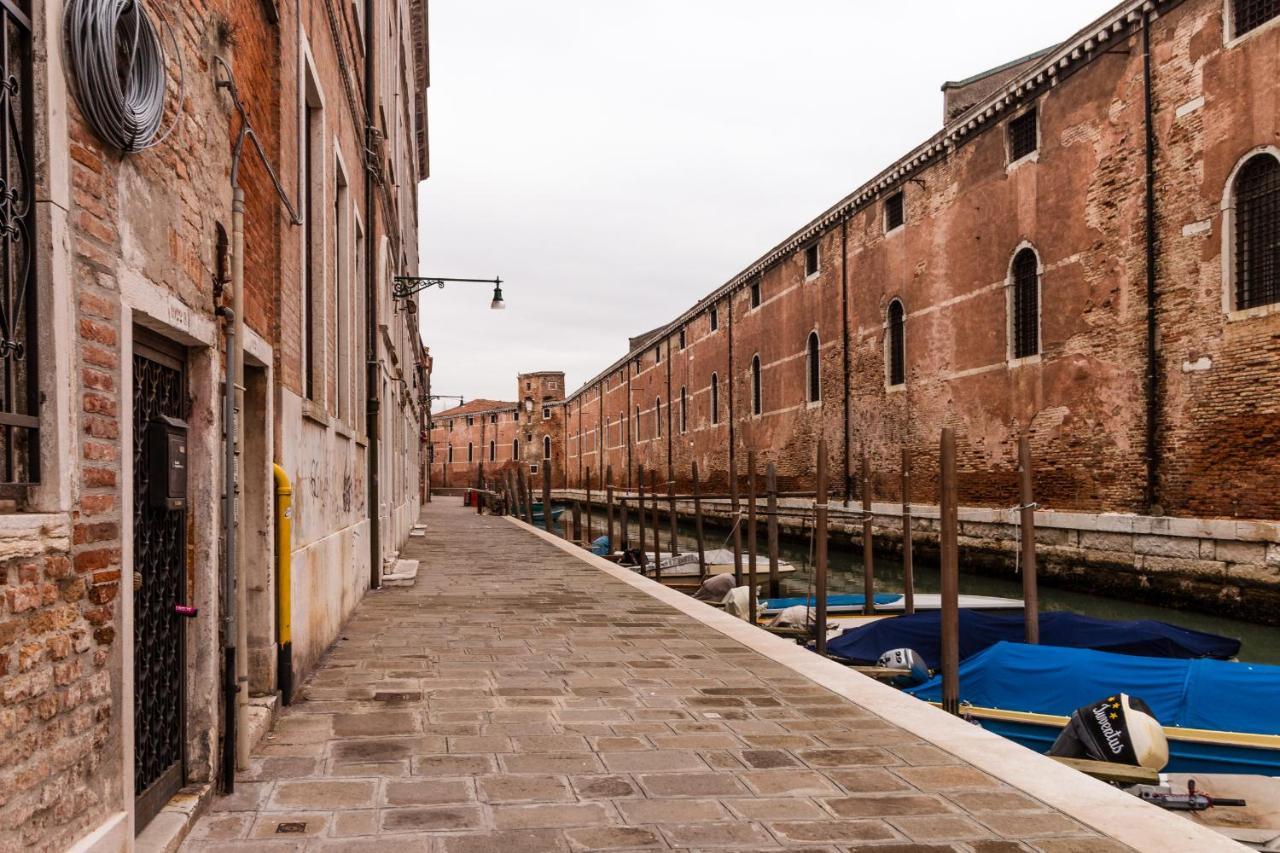 Corderie De La Tana Biennale Exhibition @Arsenale Apartamento Veneza Exterior foto
